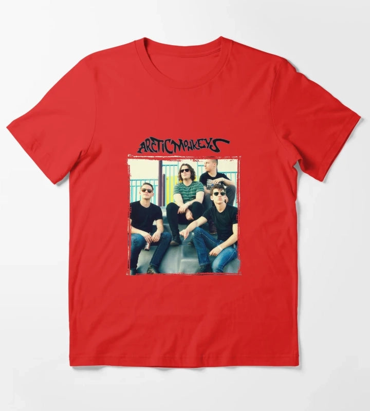 Arctic Monkeys Band 17 T-Shirt Red