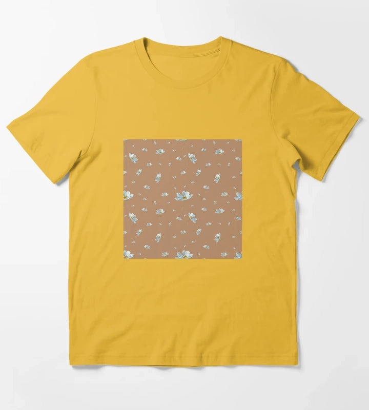 Camomile daisy pattern a watercolor pattern beige T-Shirt Yellow