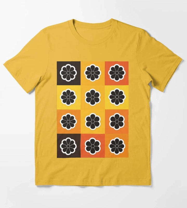 Daisies on yellow T-Shirt Yellow