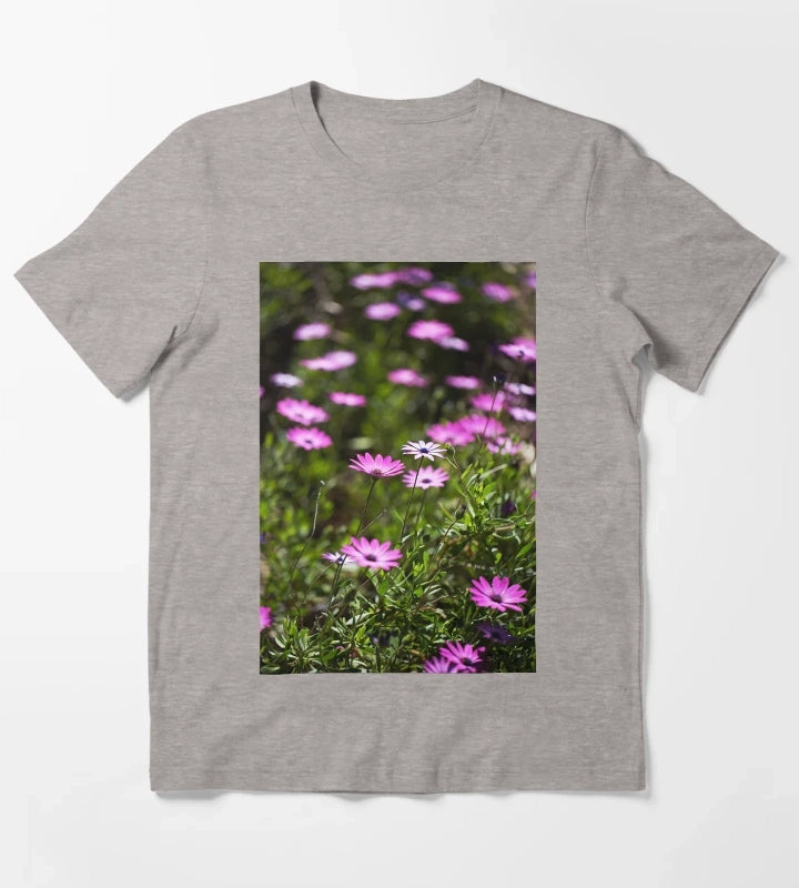 Daisy Cape Garden Display T-Shirt Heather Grey