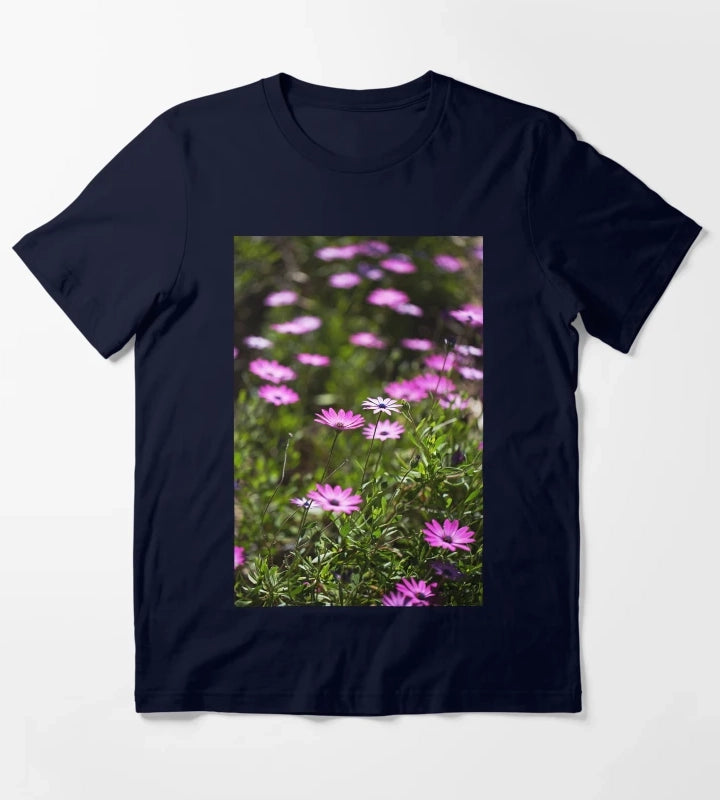 Daisy Cape Garden Display T-Shirt Navy