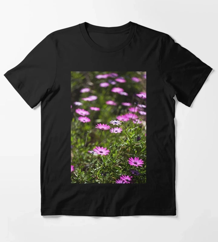 Daisy Cape Garden Display T-Shirt