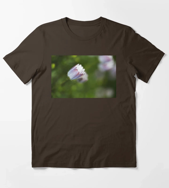 Daisy Cape Unfolding Dreams T-Shirt Brown