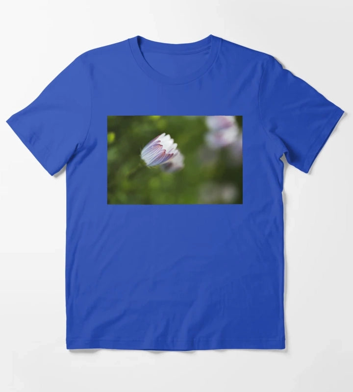 Daisy Cape Unfolding Dreams T-Shirt Blue