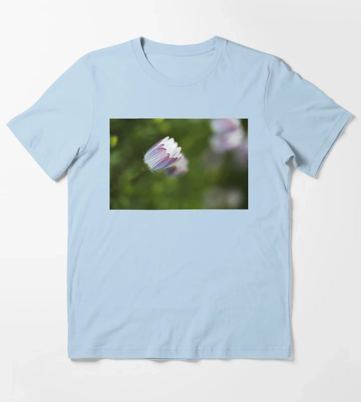Daisy Cape Unfolding Dreams T-Shirt Sky Blue
