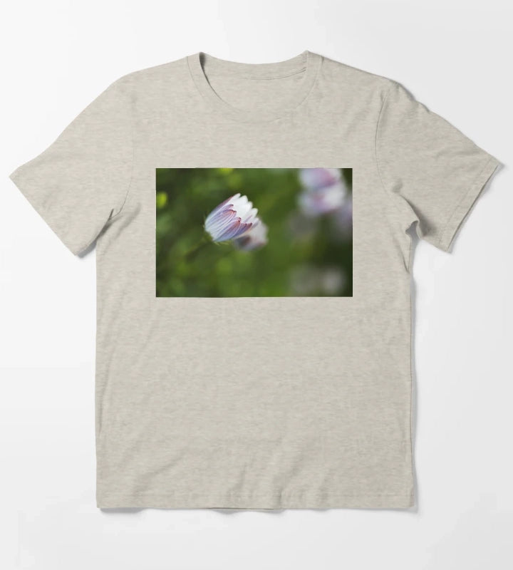 Daisy Cape Unfolding Dreams T-Shirt Cream