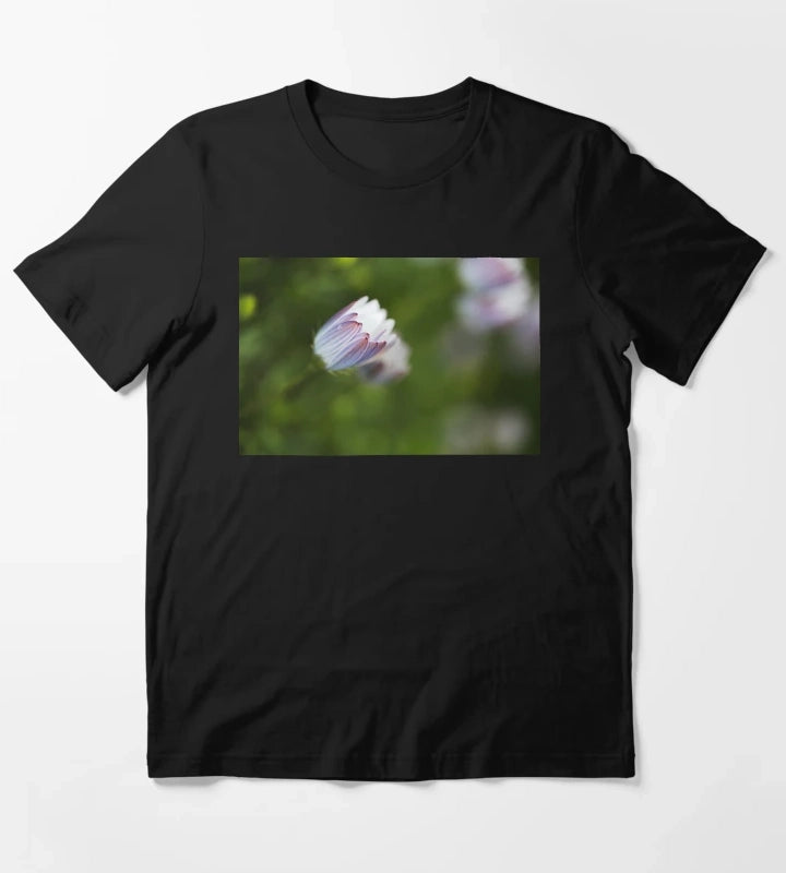 Daisy Cape Unfolding Dreams T-Shirt