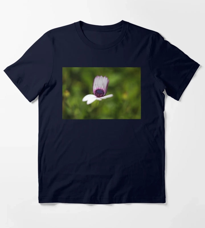 Daisy Cape Unfolding Still T-Shirt Navy