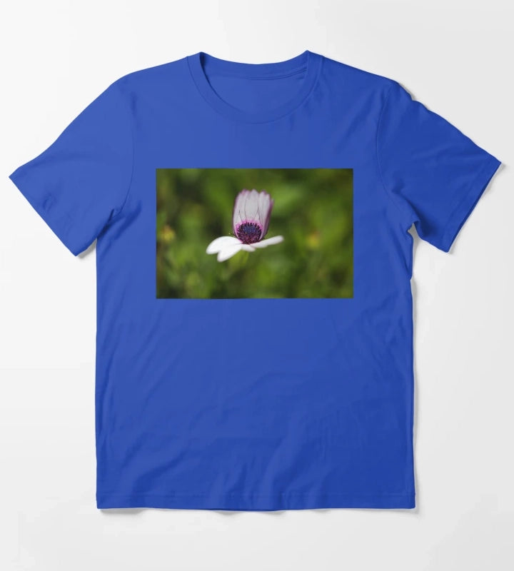 Daisy Cape Unfolding Still T-Shirt Blue