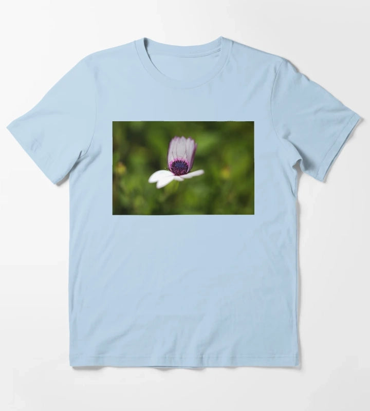 Daisy Cape Unfolding Still T-Shirt Sky Blue
