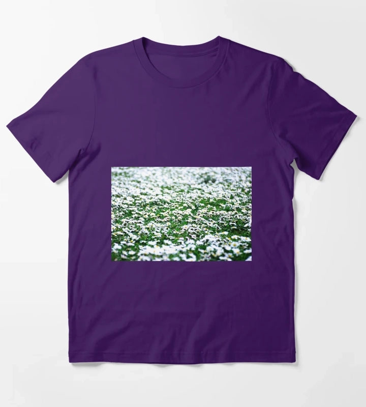 Daisy bloom artwork T-Shirt Purple