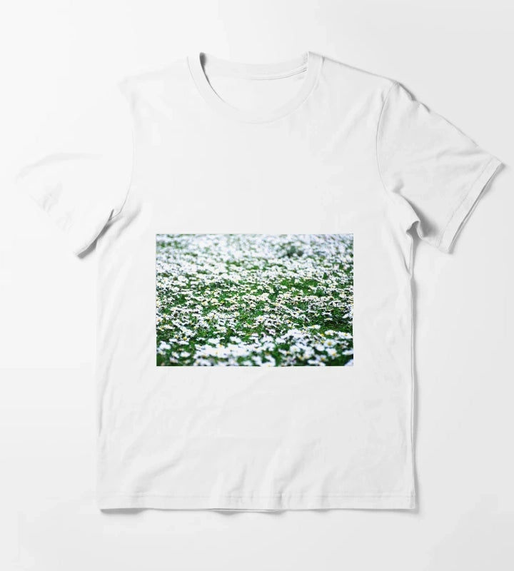 Daisy bloom artwork T-Shirt White