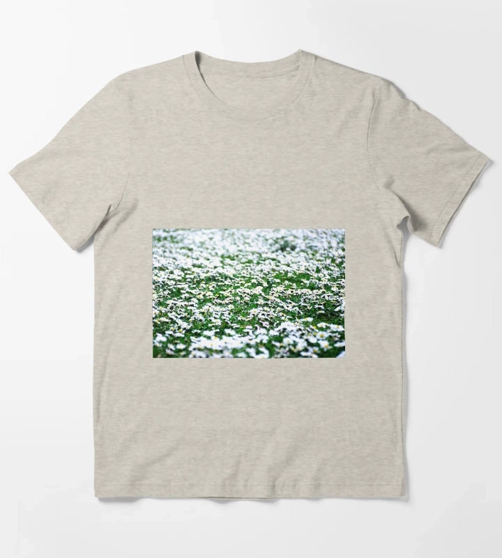 Daisy bloom artwork T-Shirt Cream