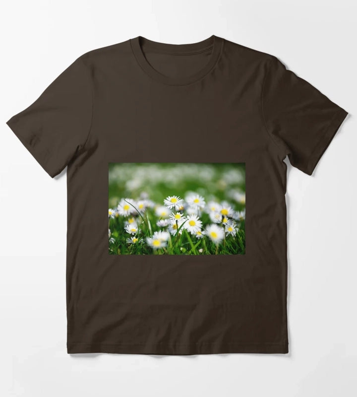 Daisy land art work T-Shirt Brown