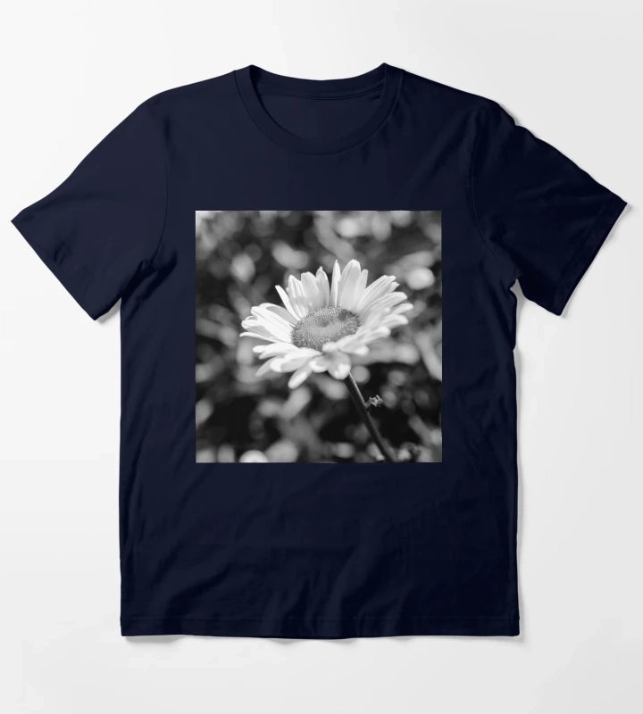 Elegant Daisy Flower In Black And White T-Shirt Navy