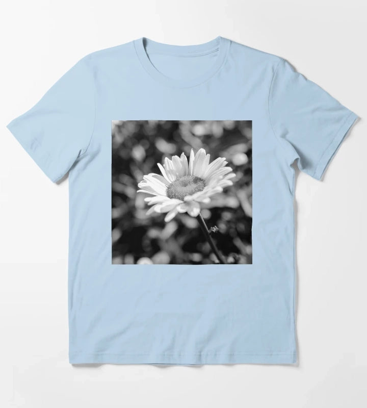 Elegant Daisy Flower In Black And White T-Shirt Sky Blue