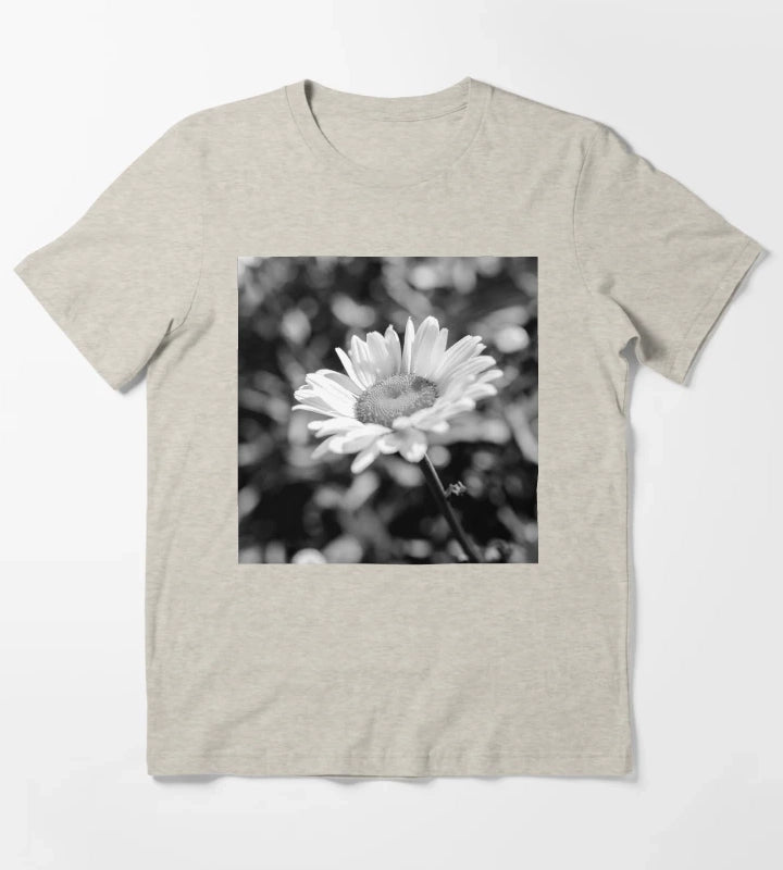 Elegant Daisy Flower In Black And White T-Shirt Cream