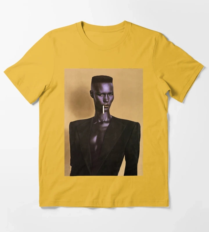 Grace Jones chanteuse extraordinaire T-Shirt Yellow