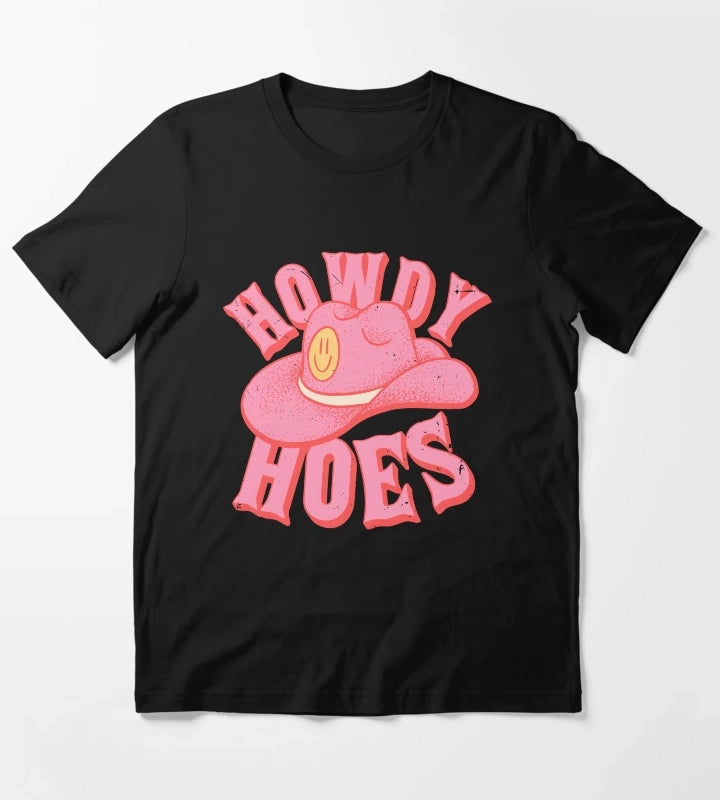 Howdy Hoes Pink Cowboy Cowgirl Rodeo Hat Preppy Aesthetic MEME HOWDY YALL Black Background T-Shirt