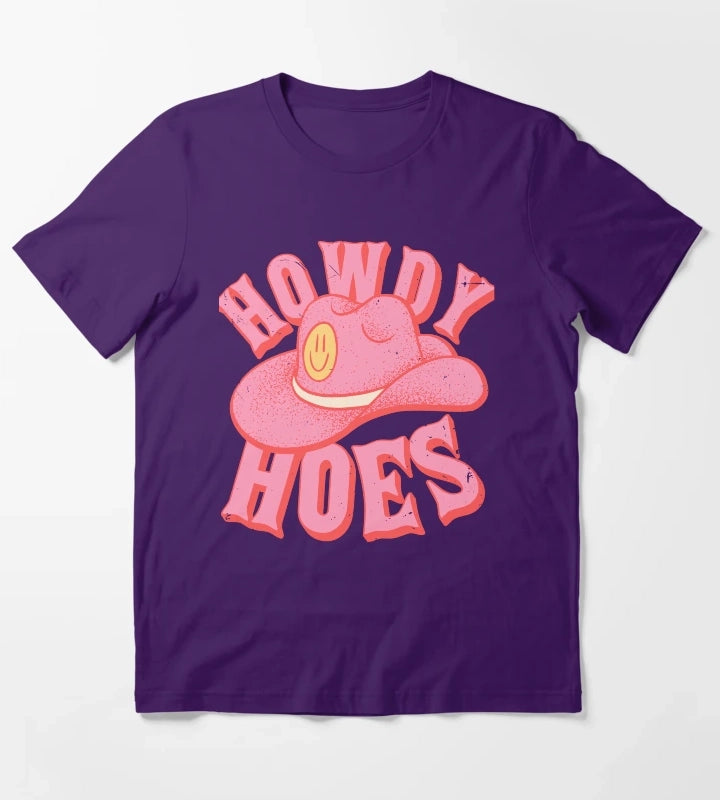 Howdy Hoes Pink Cowboy Cowgirl Rodeo Hat Preppy Aesthetic MEME HOWDY YALL White Background T-Shirt Purple