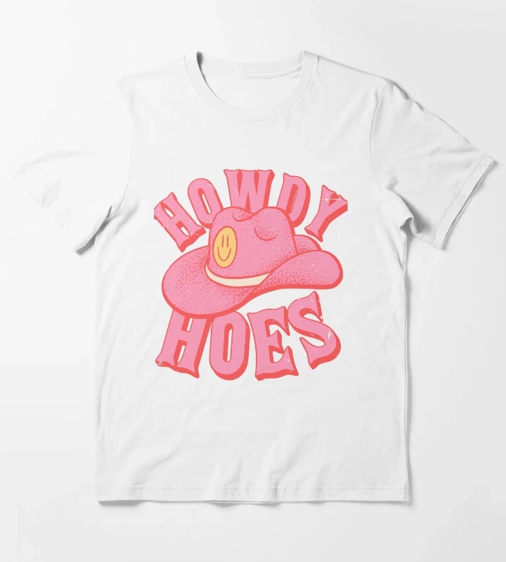 Howdy Hoes Pink Cowboy Cowgirl Rodeo Hat Preppy Aesthetic MEME HOWDY YALL White Background T-Shirt White