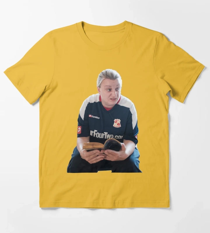 Kerry Mucklowe This country T-Shirt Yellow