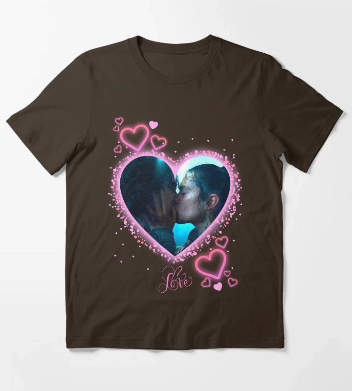 Reylo Kiss Pink Theme T-Shirt Brown