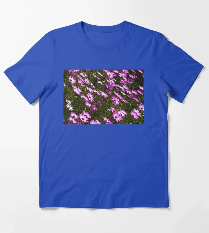 Standing In Beautiful Daisies T-Shirt Blue