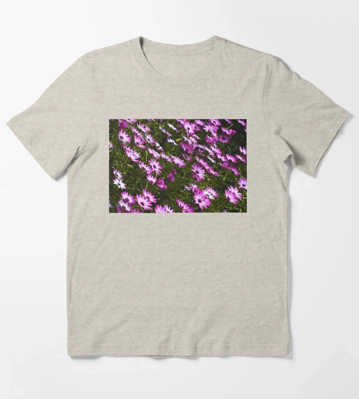 Standing In Beautiful Daisies T-Shirt Cream