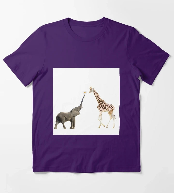 The giraffe and the elephant T-Shirt Purple