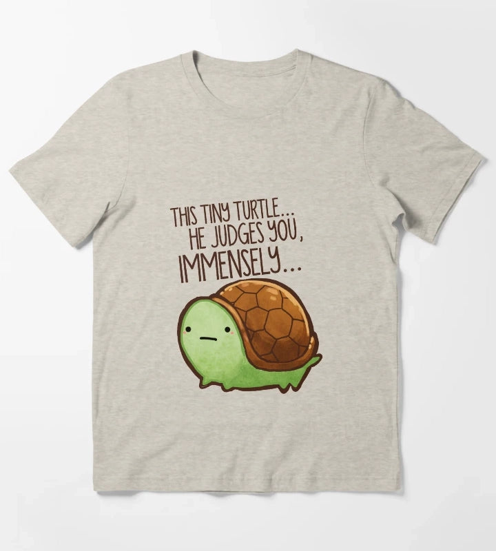 This turtle he judges you T-Shirt Cream
