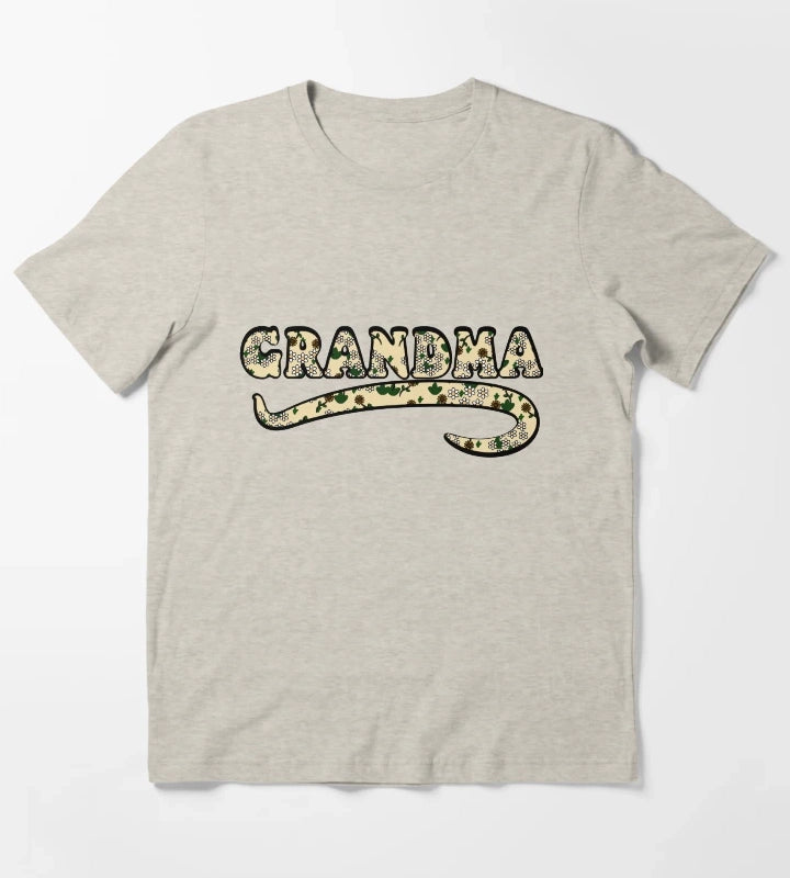 Vintage Retro Grandma Floral Aesthetic Cute Grandmother T-Shirt Cream