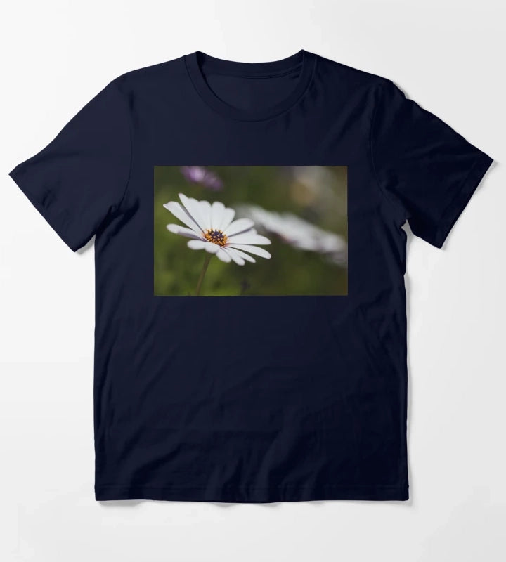 White Cape Daisy Flowers T-Shirt Navy