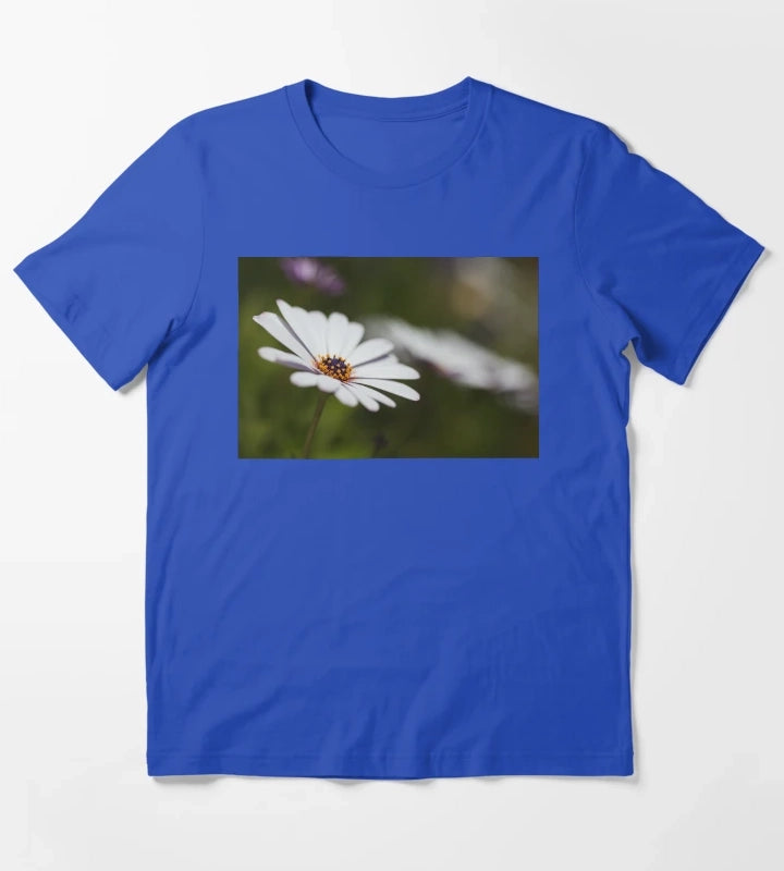 White Cape Daisy Flowers T-Shirt Blue