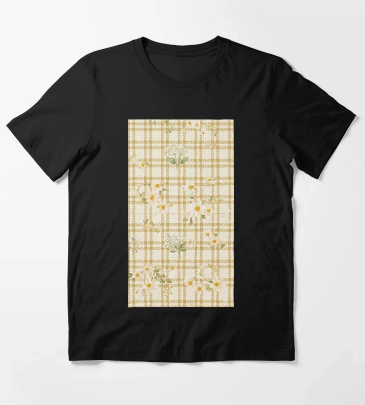 Yellow gingham daisy field pattern T-Shirt